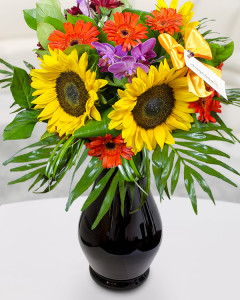 1469525708buchet_orhidee_floarea_soarelui_si_gerbera