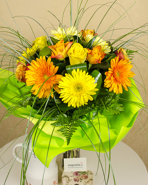 Bouquet with yellow flowers 