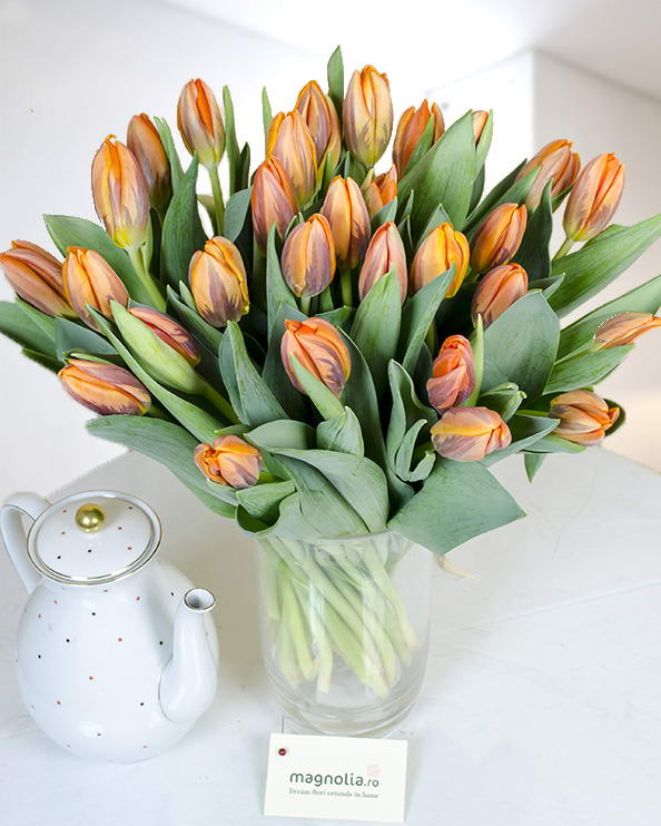 33 Orange tulips bouquets