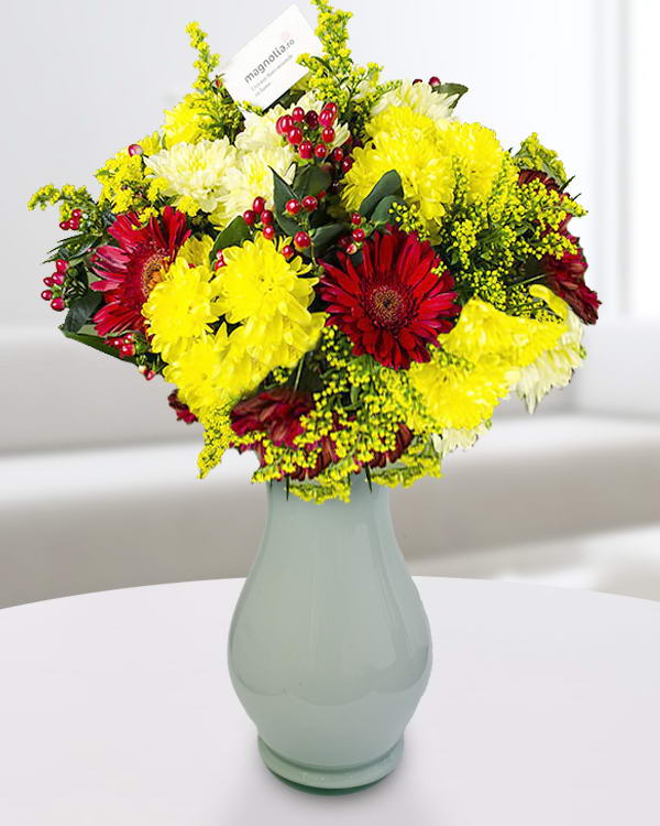 Bouquet with gerberas and chrysanthemums