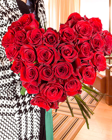 Heart shaped red roses bouquet