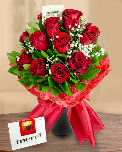 Buchet 11 trandafiri roșii și ciocolată