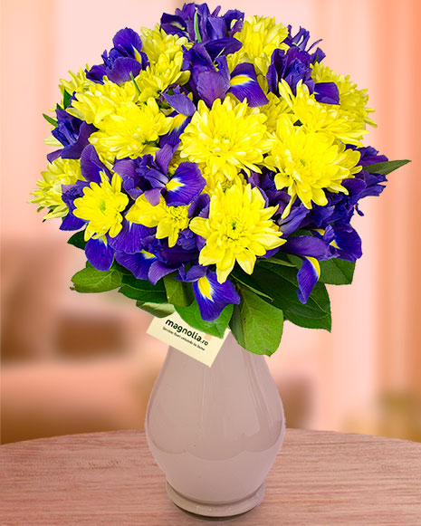 Bouquet with chrysanthemums and irises 