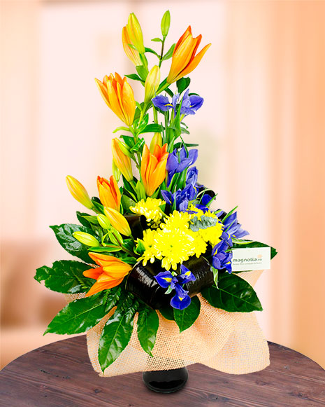 Bouquet with chrysanthemums, Asian lilies & irises