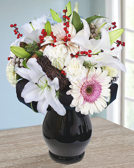 Winter bouquet with lisianthus