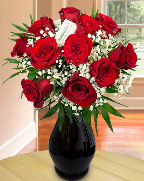 12 Red roses