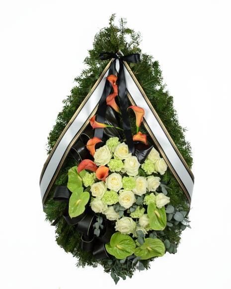 Funeral wreath with callas and roses