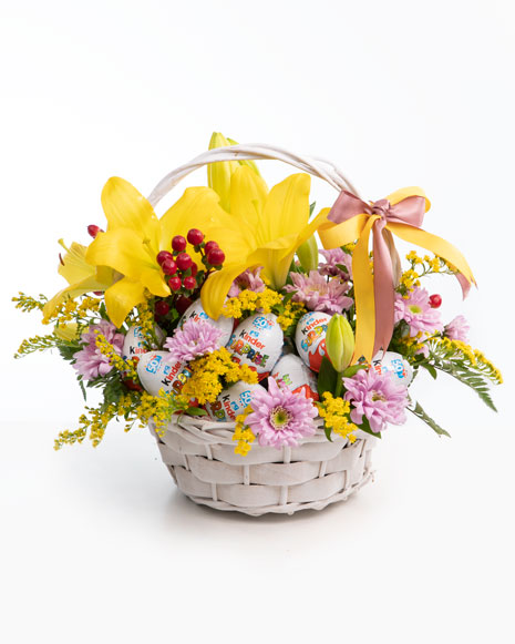 Multicolored basket with Kinder eggs