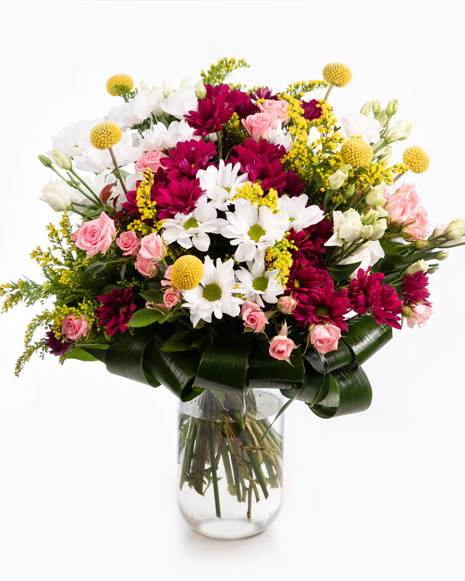 Bouquet with chrysanthemum and pink roses