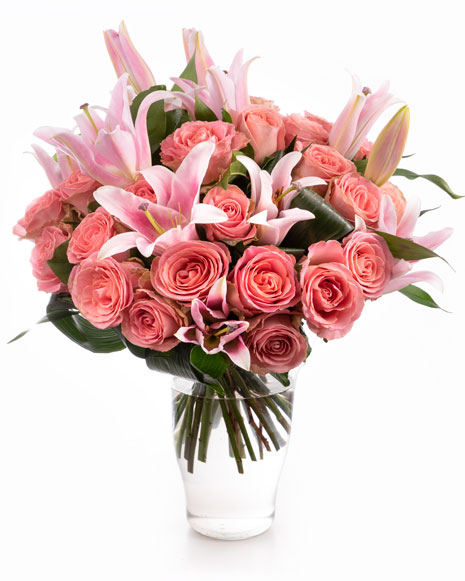 Pink roses and lilies bouquet