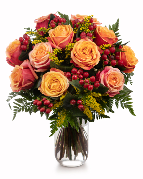Roses and hypericum bouquet