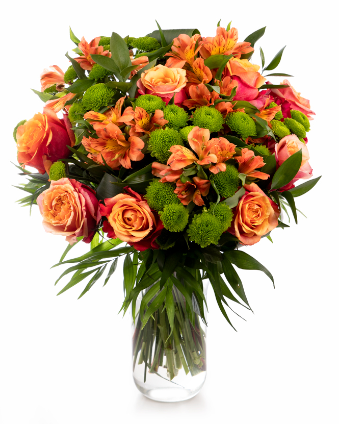 Chrysanthemums and roses bouquet