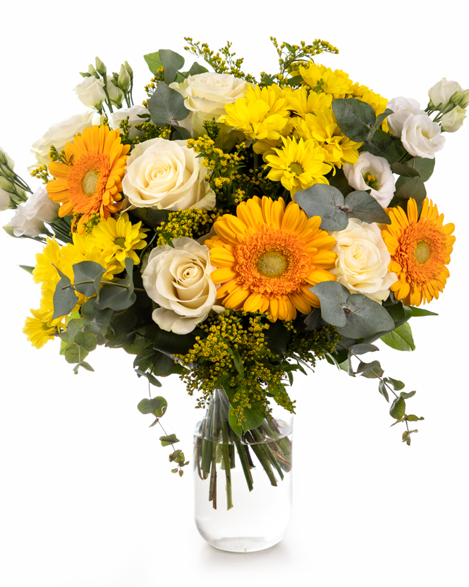 Bouquet with white roses, chrysanthemum and gerbera