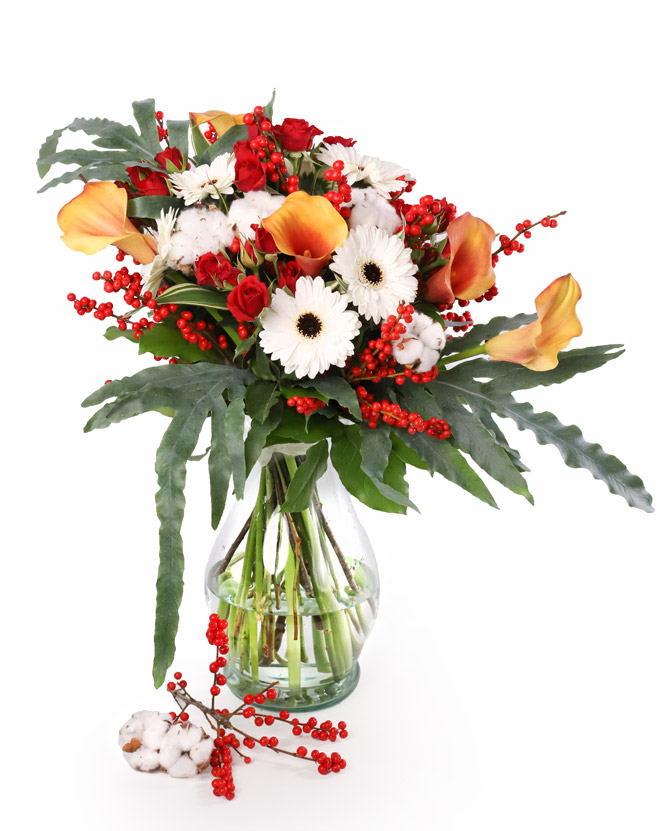 Winter bouquet with gerbera and callas