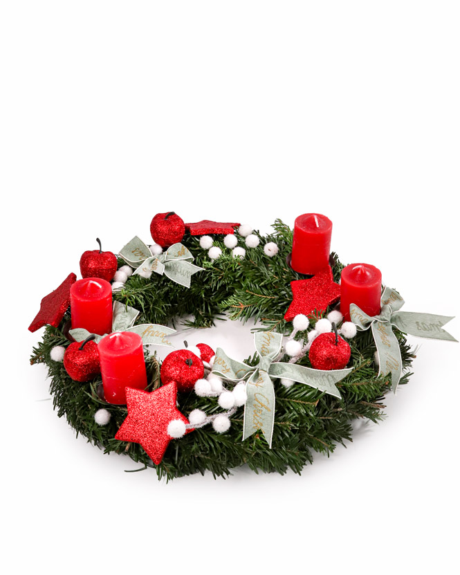 Wreath with candles and bows