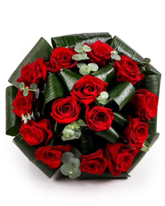 Red roses bouquet