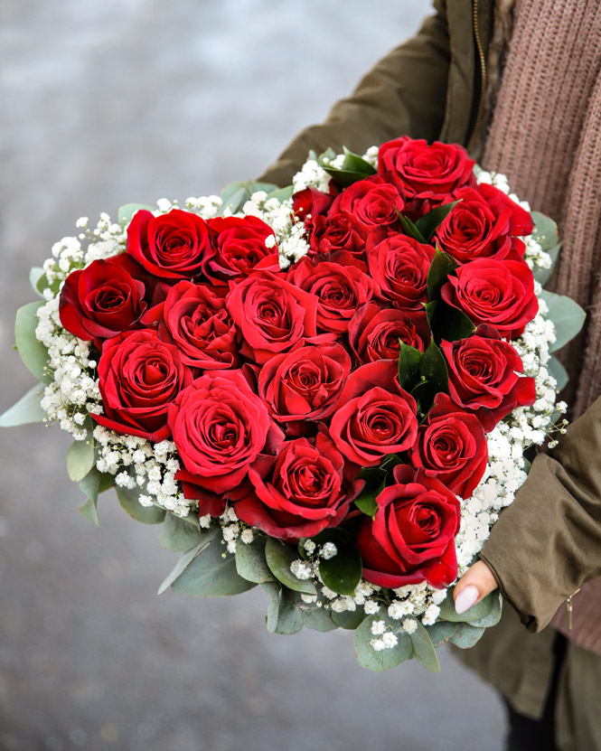 Floral heart with red roses