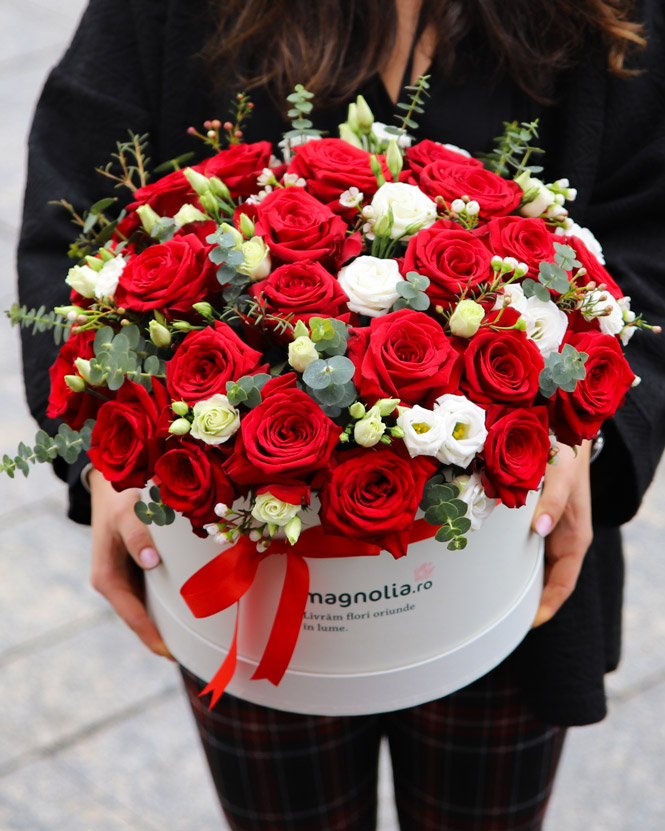 Cadou romantic cu trandafiri
