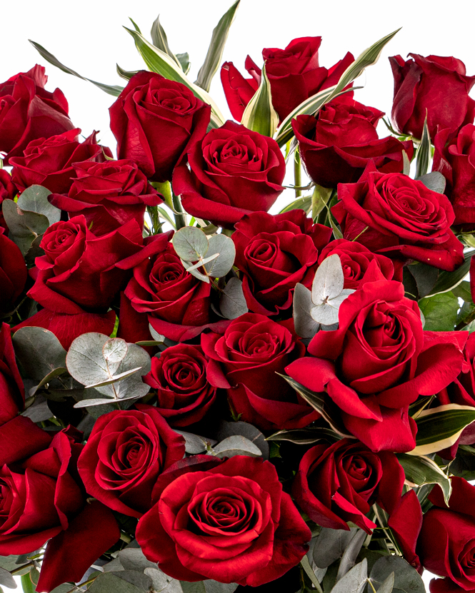 Aranjament cu trandafiri roșii