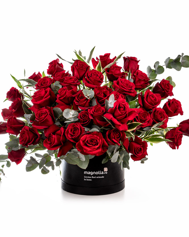 Red rose arrangement