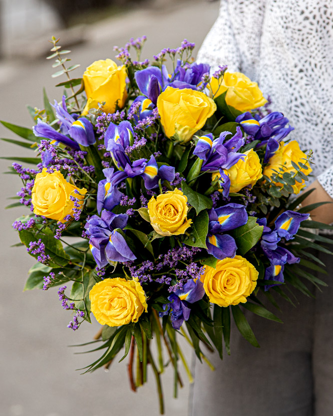 Bouquet with roses and irises
