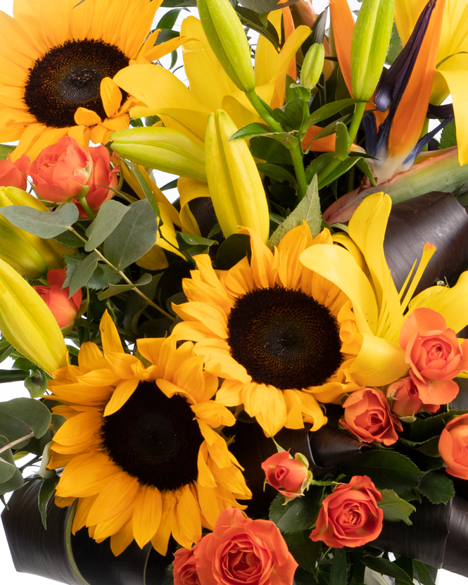 Sunflower and strelitzia bouquet