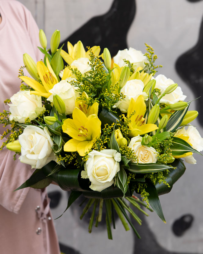 Bouquet yellow lilies and white roses