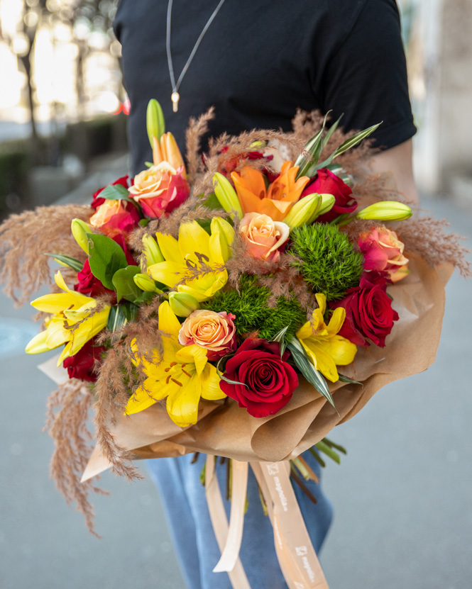 ”Noblesse” lily bouquet