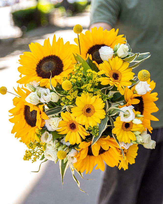 Bouquet of sunflowers