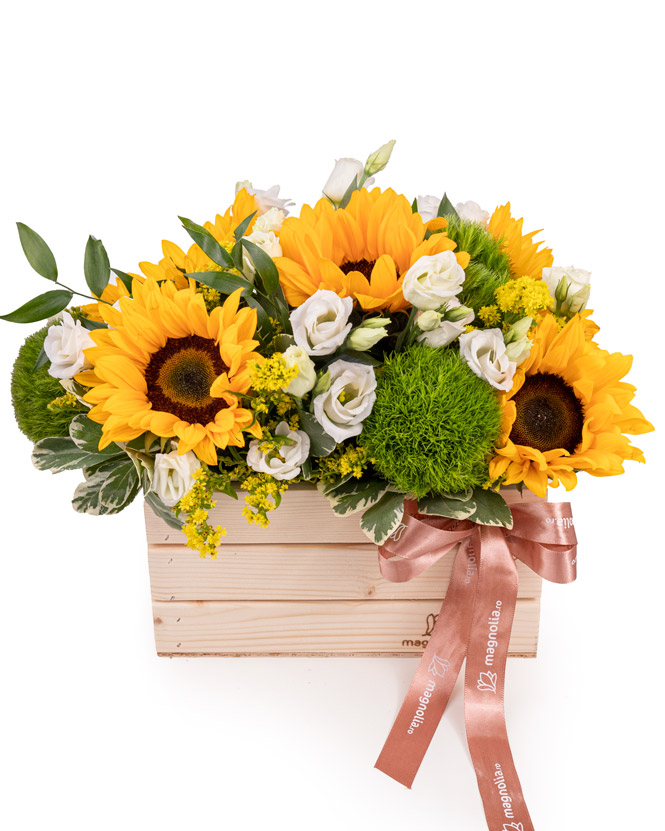 Flower arrangement in box