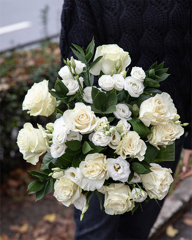 White roses and eustoma bouquet