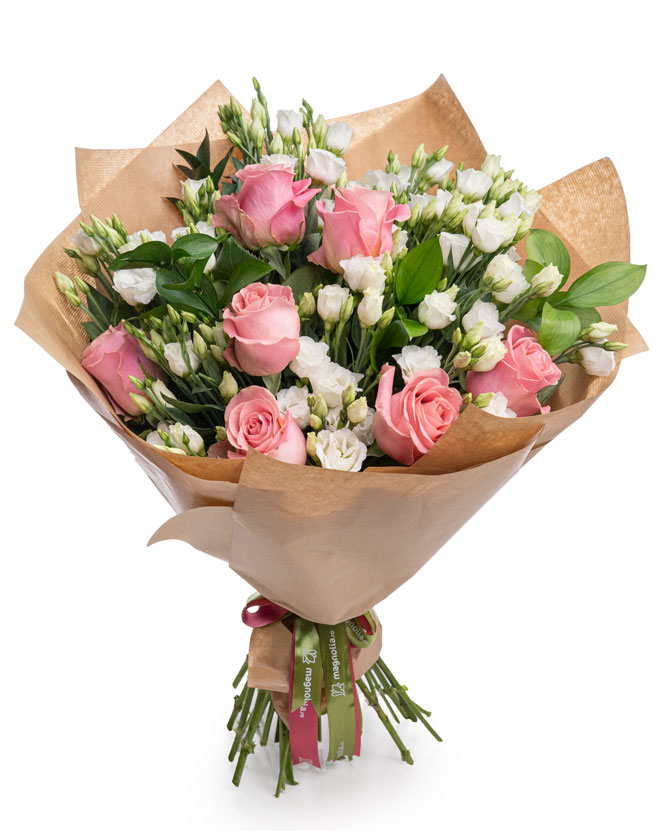 Pink roses bouquet with eustoma