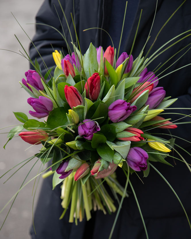 Bouquet of mixed tulips