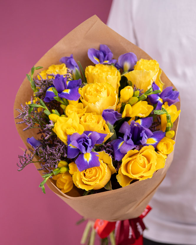 Bouquet with roses and irises