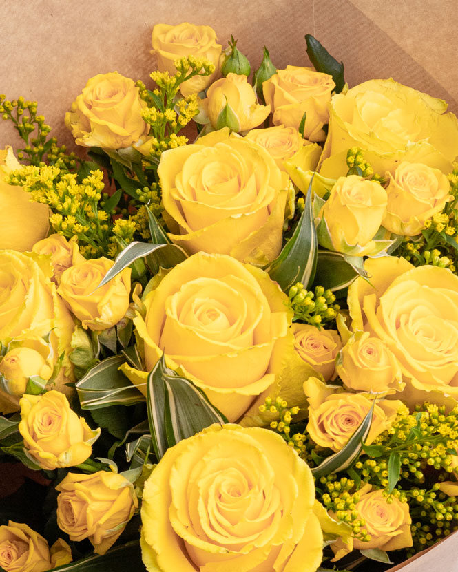 Yellow roses bouquet