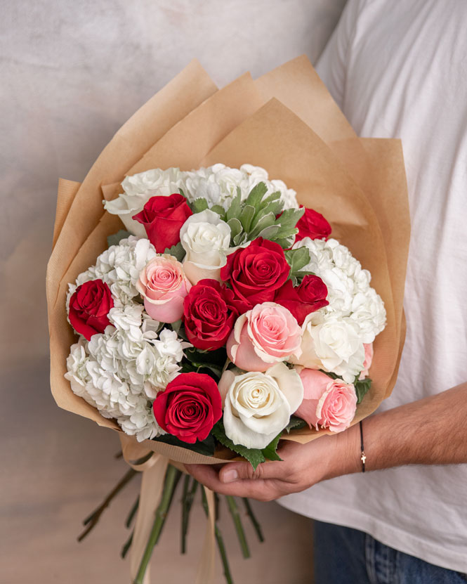 Bouquet with roses mix