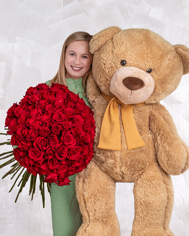 101 Red Roses and Giant Teddy Bear