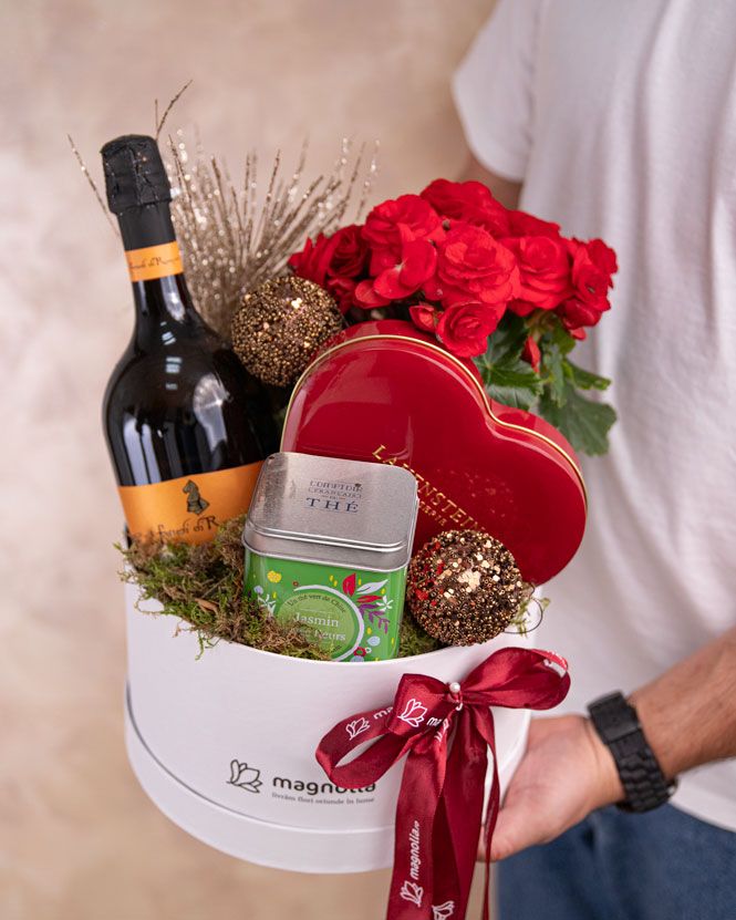 Cadou Crăciun cu Begonie, vin spumant, ciocolată și ceai