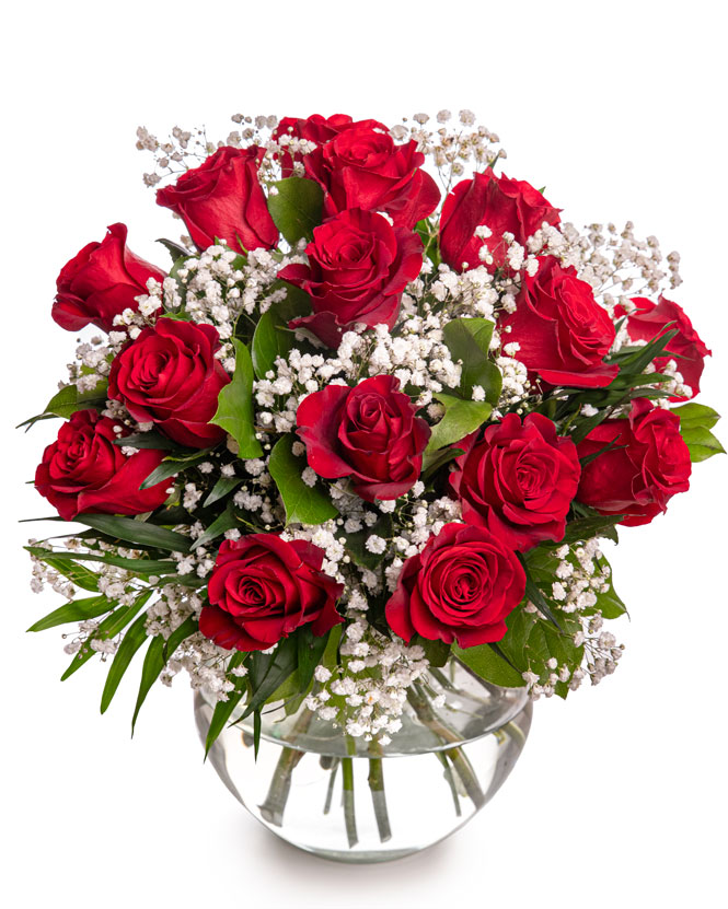 Red roses and gypsophila bouquet
