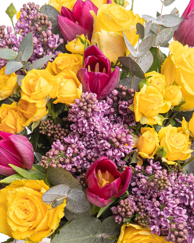 Lilac and yellow rose bouquet