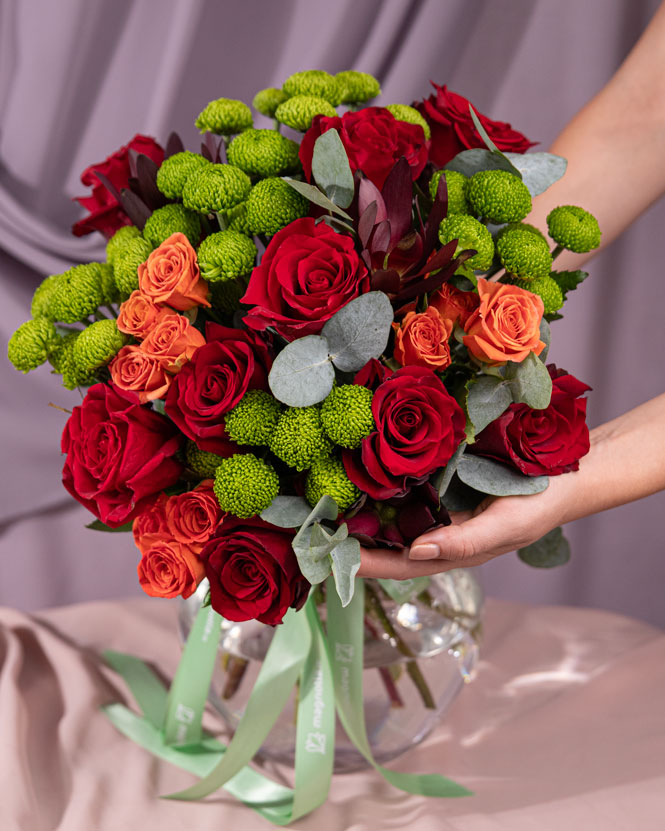 Bouquet with roses and chrysanthemums