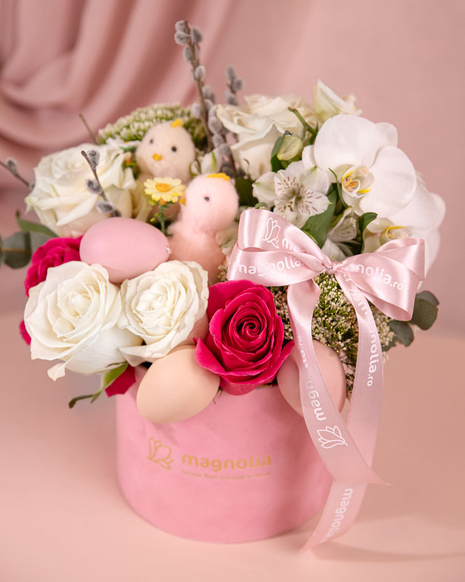 Easter table arrangement