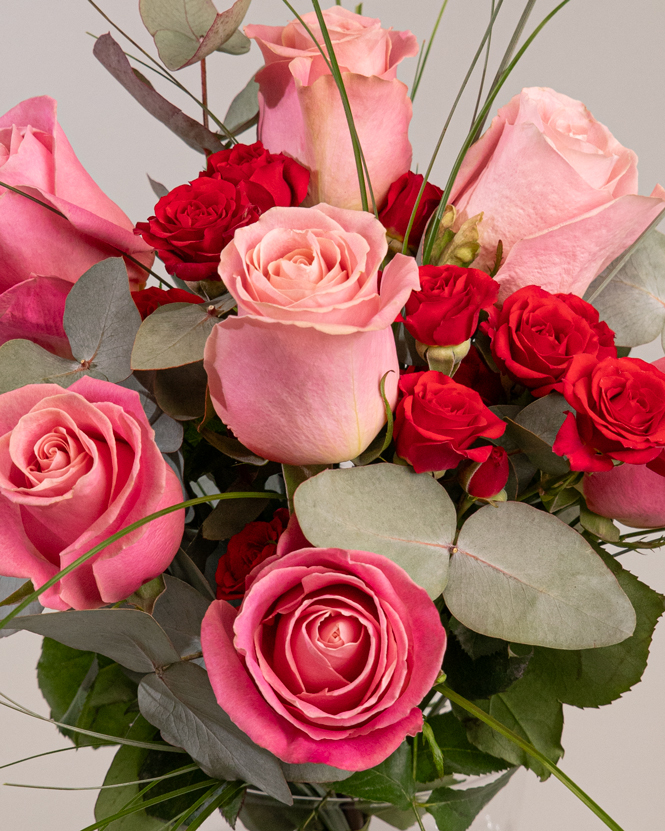 Buchet cu trandafiri roz