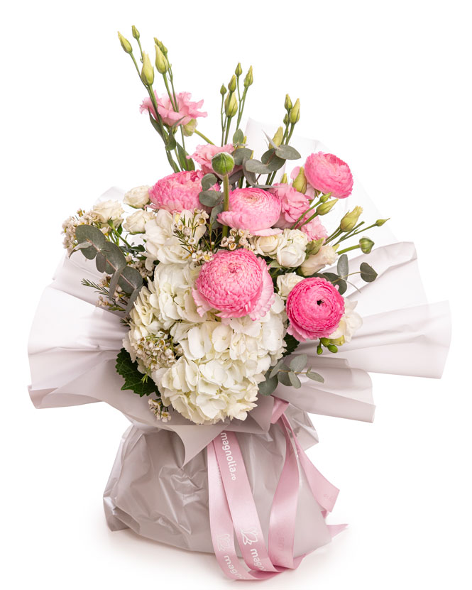 Ranunculus and Hydrangea Bouquet