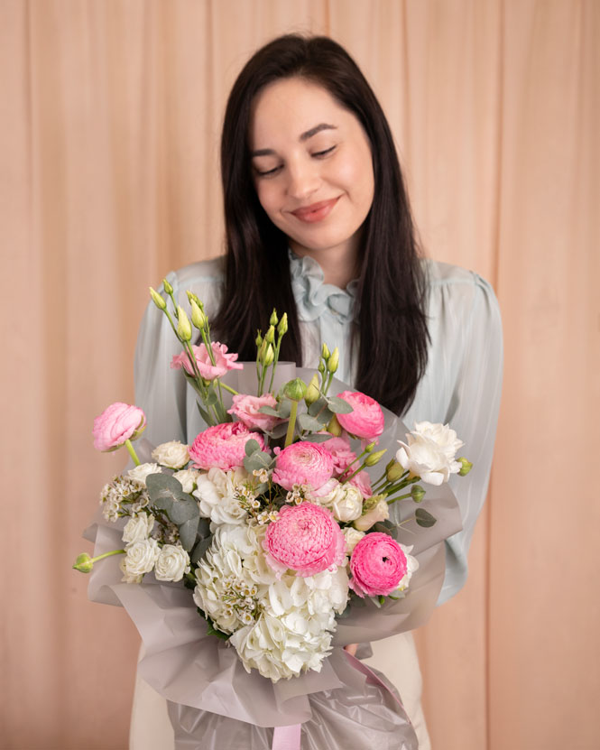 Ranunculus and Hydrangea Bouquet