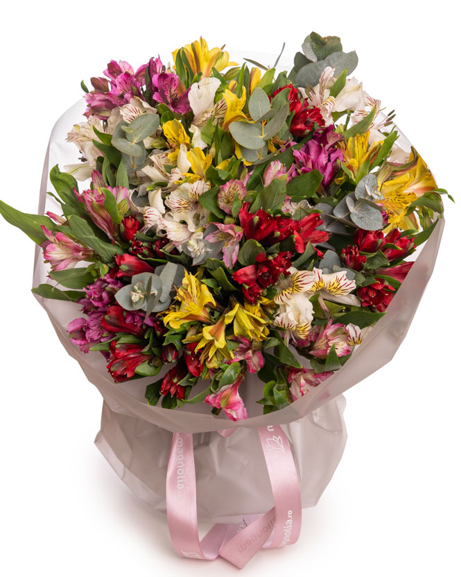 Buchet cu alstroemeria
