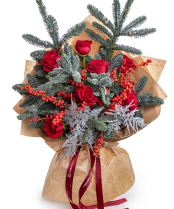 Buchet de iarna cu crengi de brad