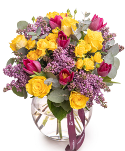 Buchet cu liliac și trandafiri galbeni