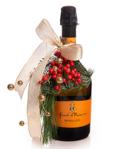 Vin spumant decorat de sărbătoare 