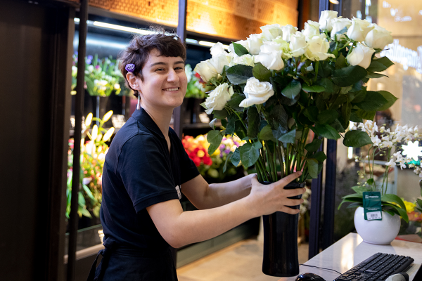 Magnolia Ro Florist Iulius Mall Cluj Napoca